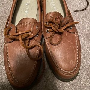 Sperry size 7